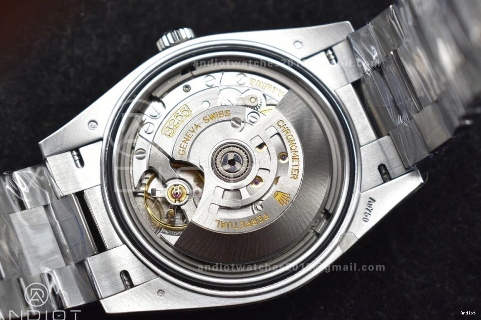 Dial Best Roman Edition Green Day THBF (Gain VR3255 1:1 Weight) Date Bracelet 228239 on Vibrant 662 40 SS President 0813